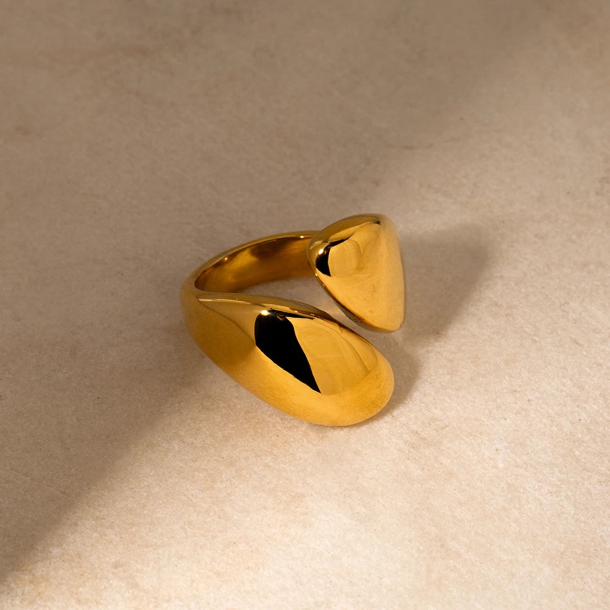Anillo Onda Dorada