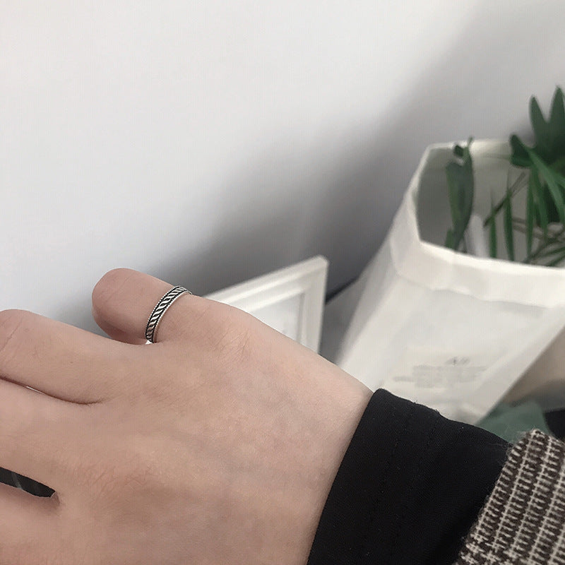 Anillo Minimalista en Plata de Ley