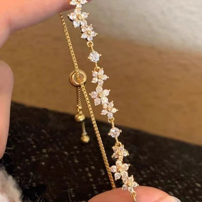 Pulsera Ajustable de Mini Flor de Circonio