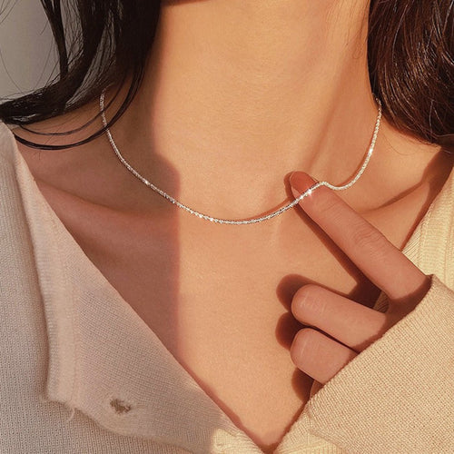 Collar con cadena brillante