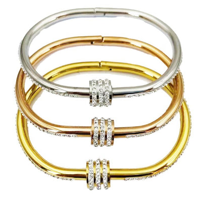 Pulseras de Tres Filas de Arcilla y Diamantes