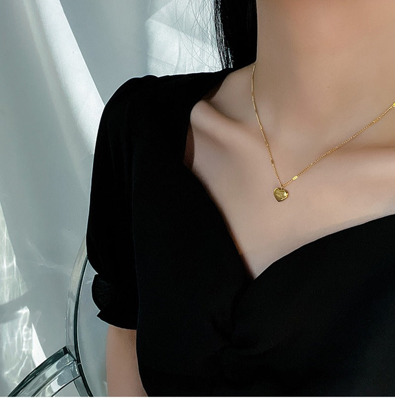 Collar con Colgante de Corazón Amoroso