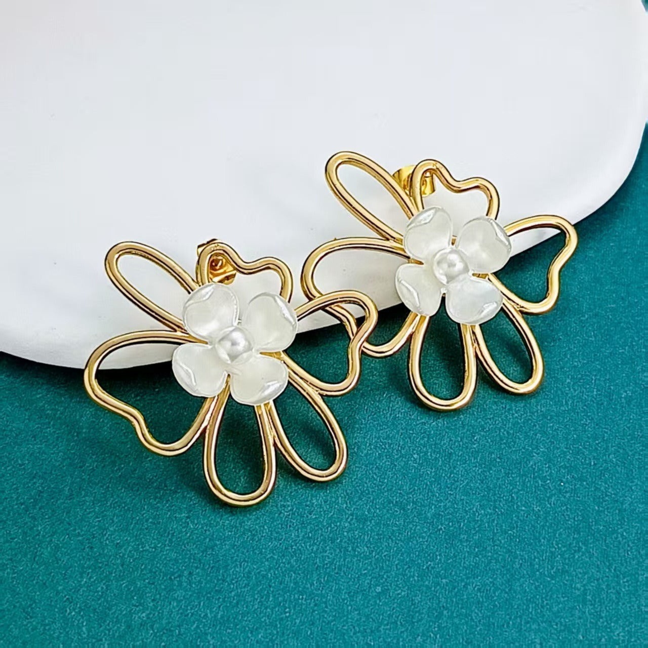 Aretes de Acero Inoxidable con Flores