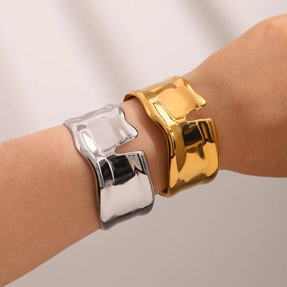 Pulsera Cuff Ancha