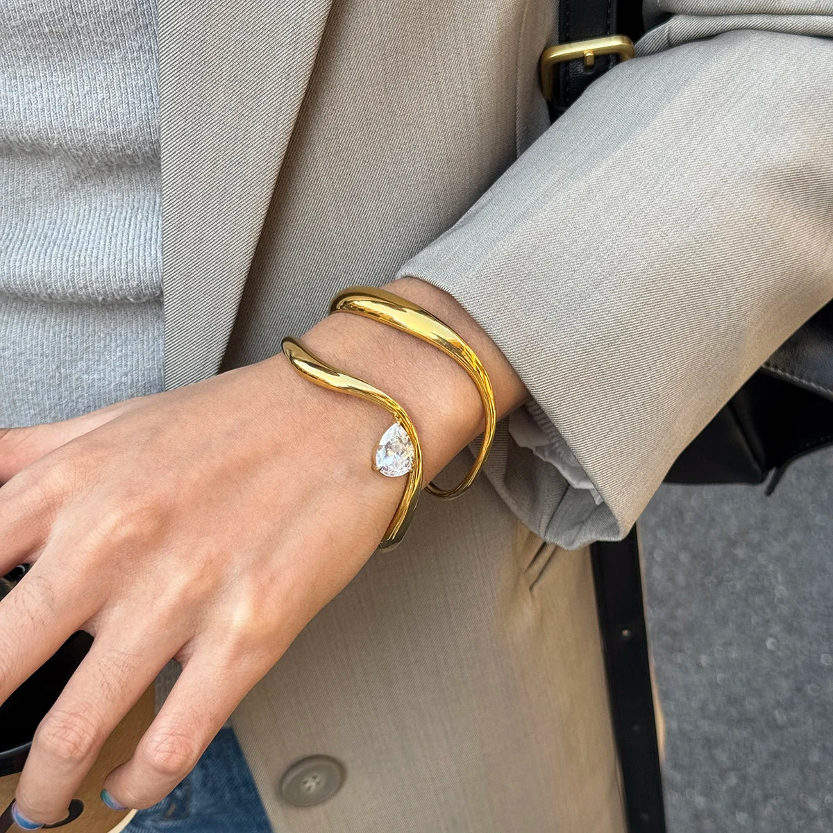 Pulsera Cuff Circonita