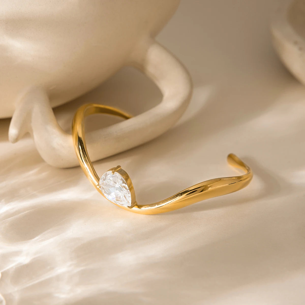 Pulsera Cuff Circonita