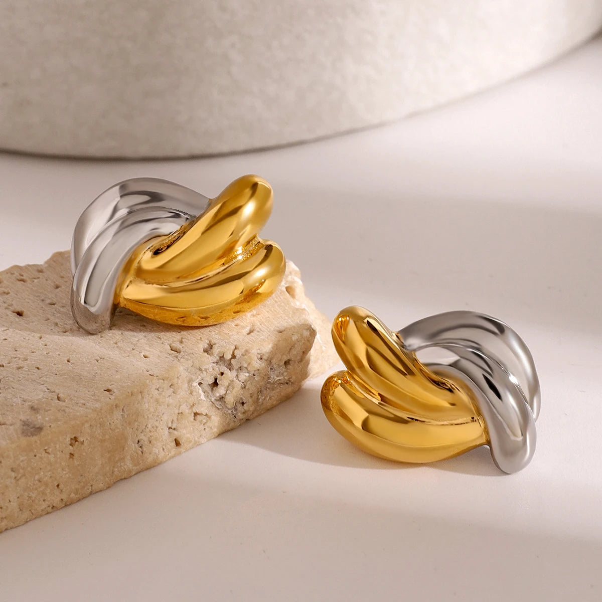 Pendientes Ovalados Minimalistas