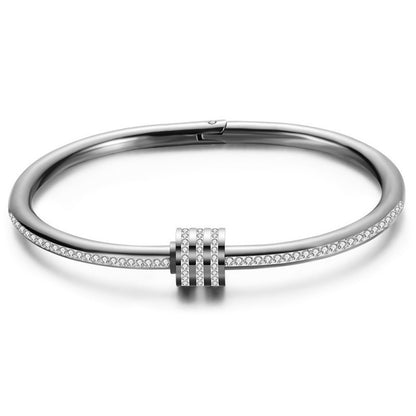 Pulseras de Tres Filas de Arcilla y Diamantes