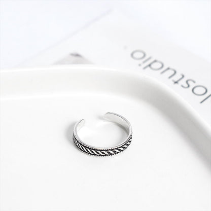 Anillo Minimalista en Plata de Ley