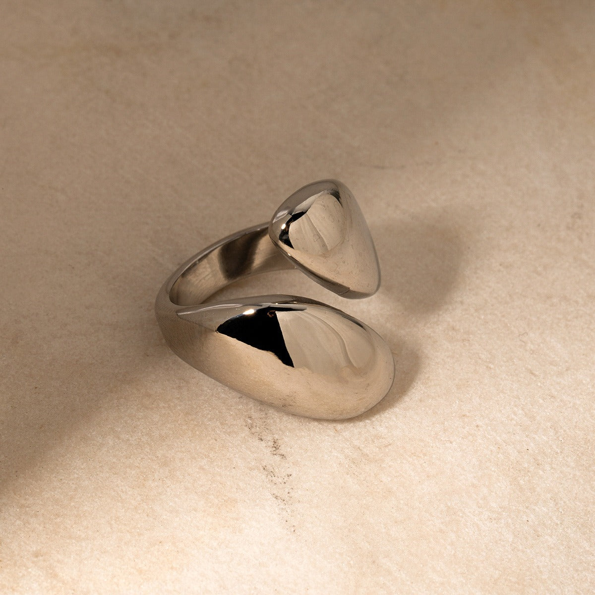 Anillo Ajustable de Diseño Orgánico